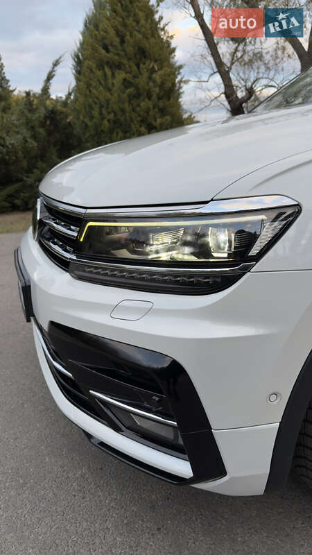 Внедорожник / Кроссовер Volkswagen Tiguan 2019 в Новомосковске фото 7 Внедорожник / Кроссовер Volkswagen Tiguan 2019 в Новомосковске