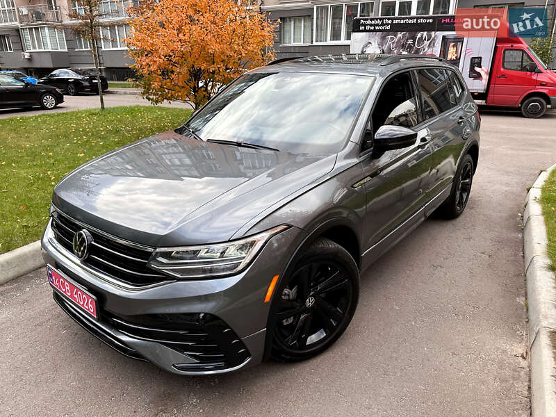 Внедорожник / Кроссовер Volkswagen Tiguan 2024 в Киеве
