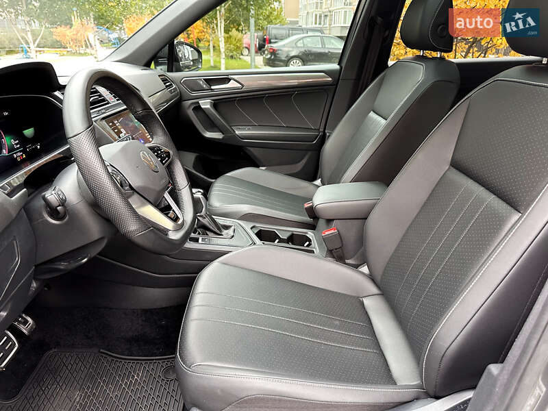 Внедорожник / Кроссовер Volkswagen Tiguan 2024 в Киеве