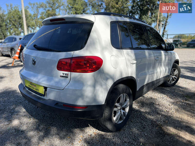 Внедорожник / Кроссовер Volkswagen Tiguan 2015 в Умани