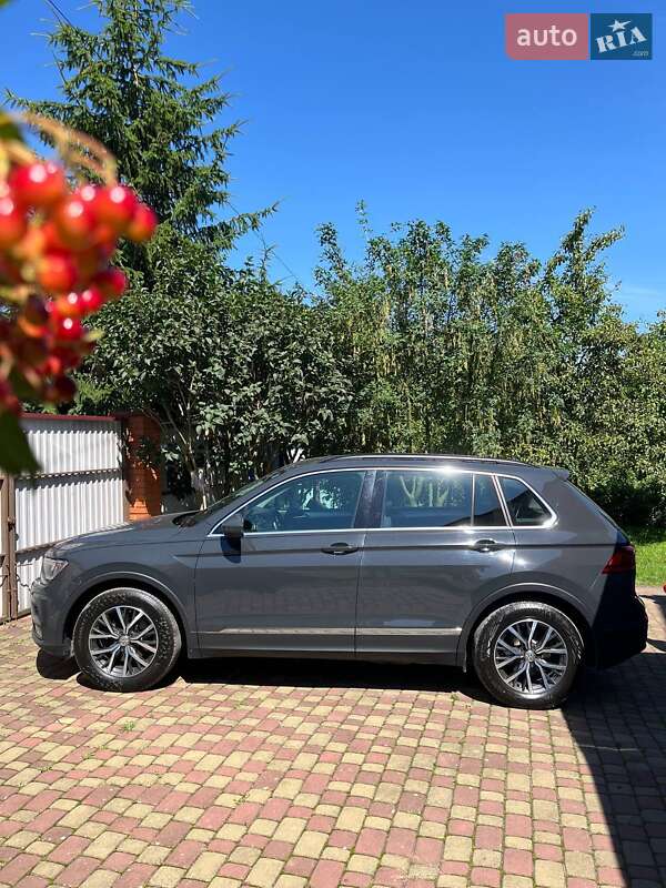 Внедорожник / Кроссовер Volkswagen Tiguan 2018 в Львове