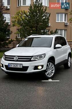 Внедорожник / Кроссовер Volkswagen Tiguan 2015 в Киеве