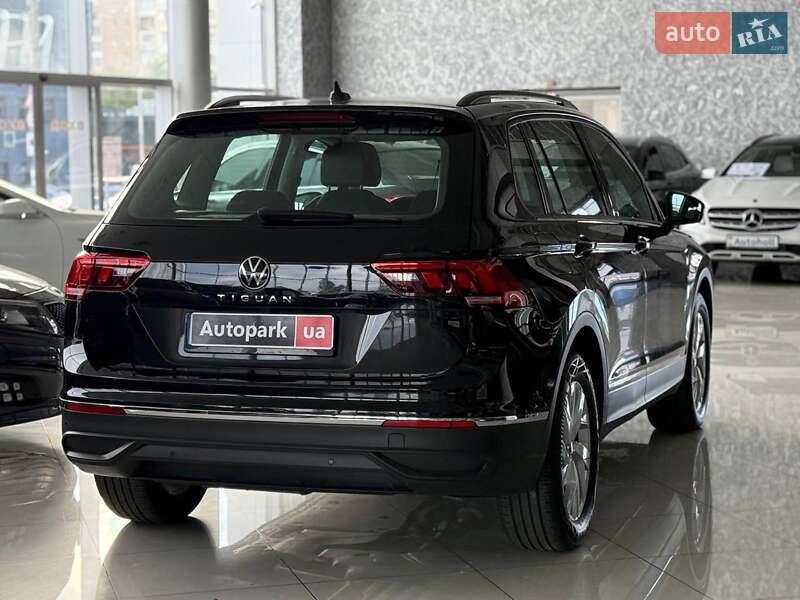 Внедорожник / Кроссовер Volkswagen Tiguan 2021 в Одессе
