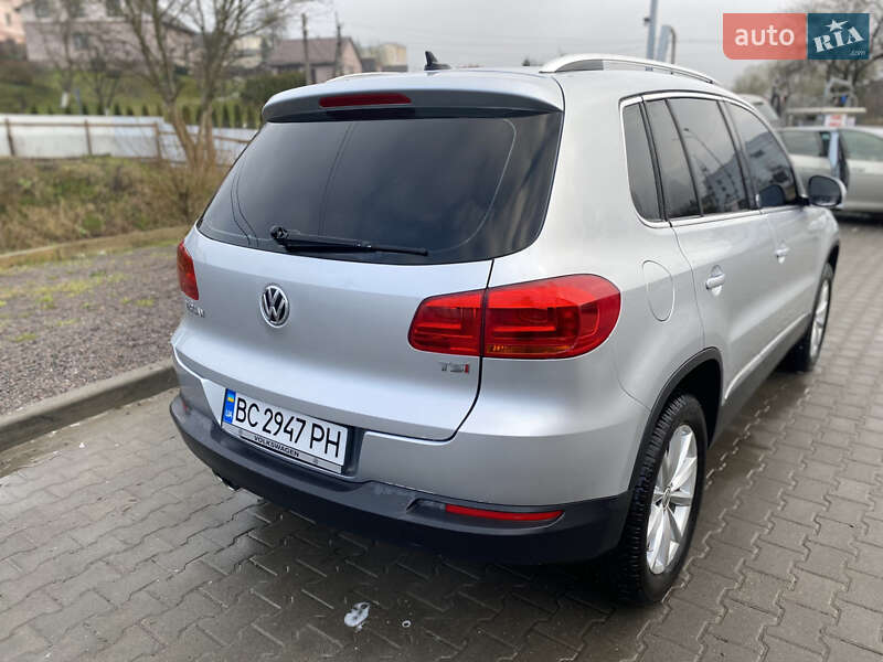 Внедорожник / Кроссовер Volkswagen Tiguan 2016 в Львове