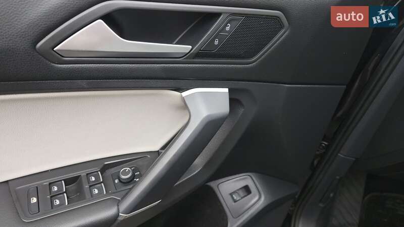 Позашляховик / Кросовер Volkswagen Tiguan 2020 в Києві