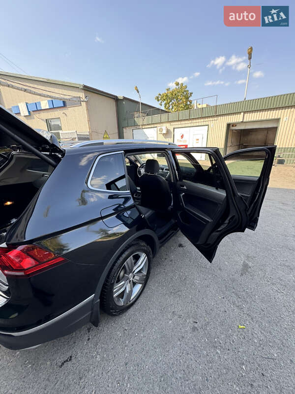 Внедорожник / Кроссовер Volkswagen Tiguan 2021 в Днепре