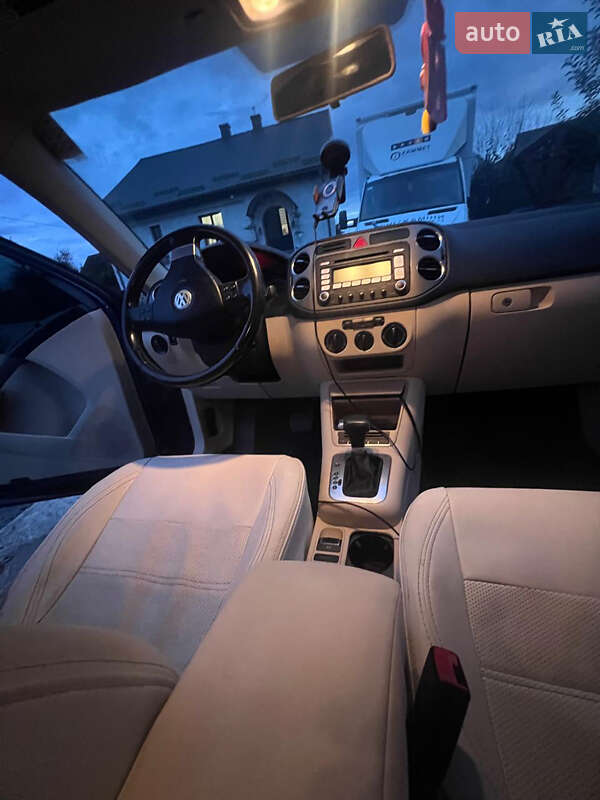 Внедорожник / Кроссовер Volkswagen Tiguan 2008 в Львове