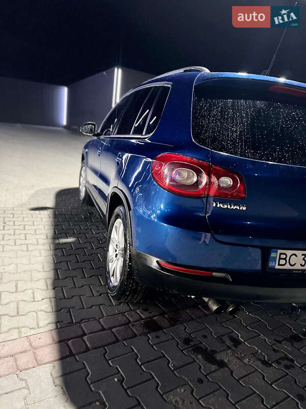 Внедорожник / Кроссовер Volkswagen Tiguan 2008 в Львове