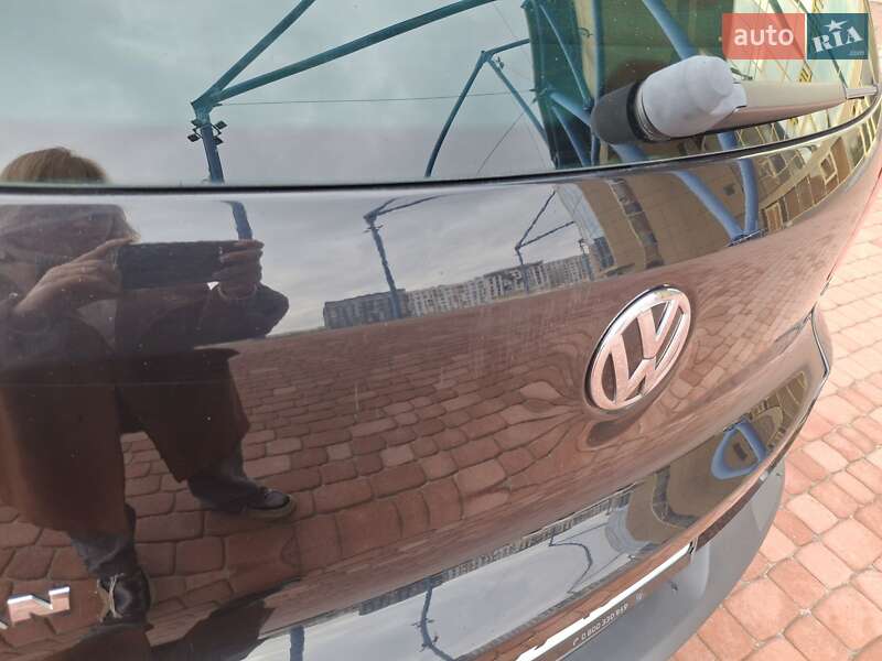 Внедорожник / Кроссовер Volkswagen Tiguan 2017 в Харькове