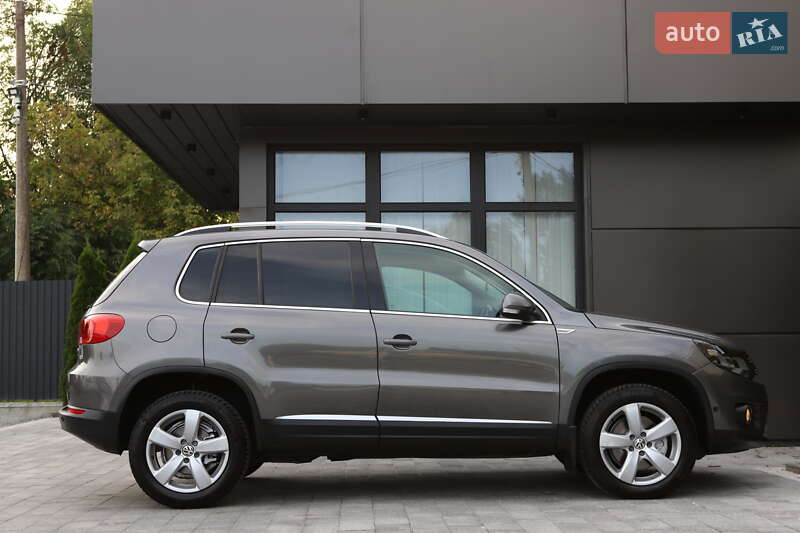 Внедорожник / Кроссовер Volkswagen Tiguan 2014 в Дрогобыче