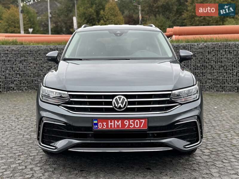 Позашляховик / Кросовер Volkswagen Tiguan 2024 в Львові