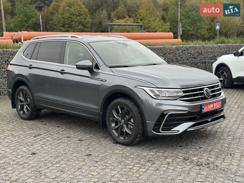 Позашляховик / Кросовер Volkswagen Tiguan 2024 в Львові