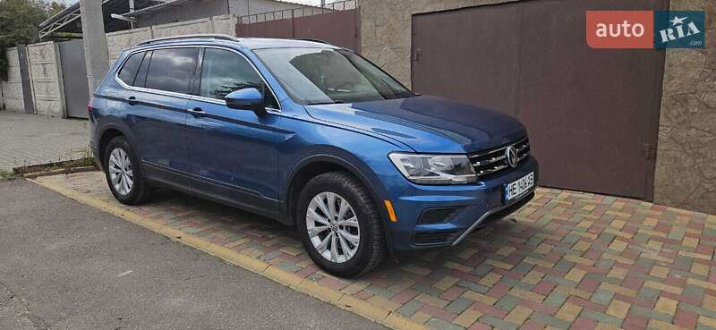 Внедорожник / Кроссовер Volkswagen Tiguan 2019 в Николаеве