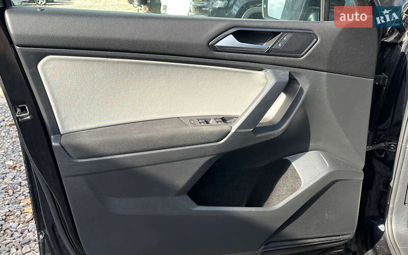 Внедорожник / Кроссовер Volkswagen Tiguan 2017 в Коломые