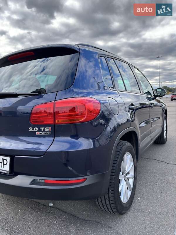Позашляховик / Кросовер Volkswagen Tiguan 2017 в Києві