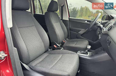 Внедорожник / Кроссовер Volkswagen Tiguan 2008 в 
