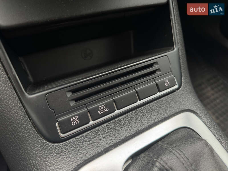 Внедорожник / Кроссовер Volkswagen Tiguan 2008 в Киеве