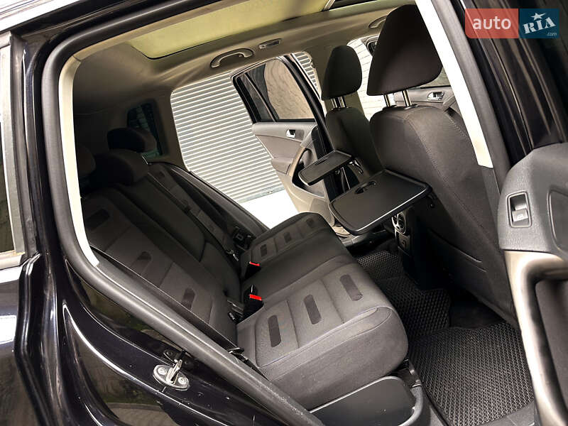 Позашляховик / Кросовер Volkswagen Tiguan 2009 в Хмельницькому