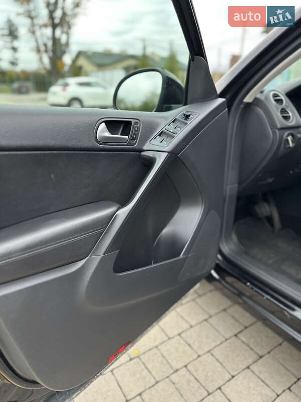 Позашляховик / Кросовер Volkswagen Tiguan 2014 в Львові фото 10 Позашляховик / Кросовер Volkswagen Tiguan 2014 в Львові