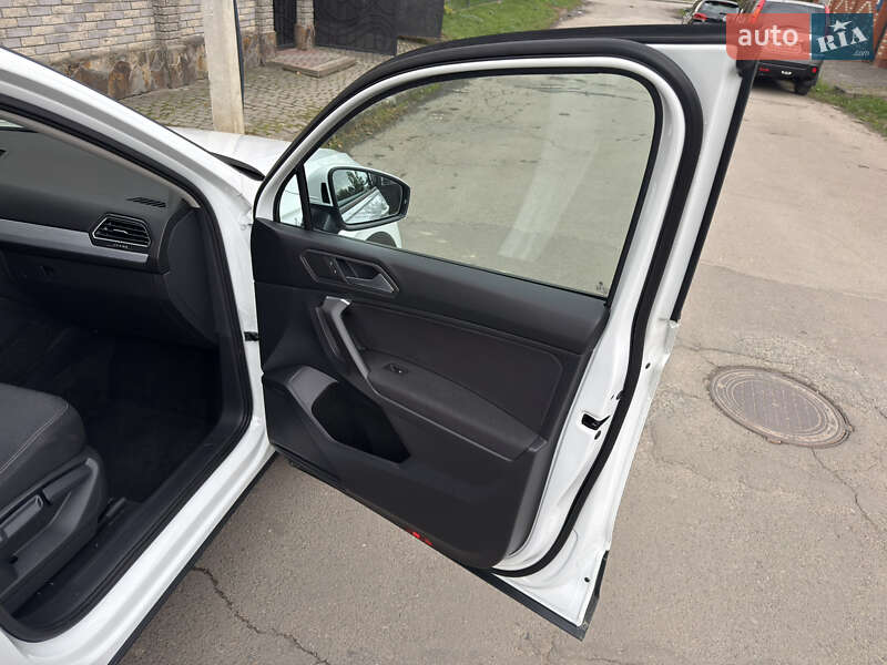 Внедорожник / Кроссовер Volkswagen Tiguan 2021 в Ивано-Франковске фото 18 Внедорожник / Кроссовер Volkswagen Tiguan 2021 в Ивано-Франковске