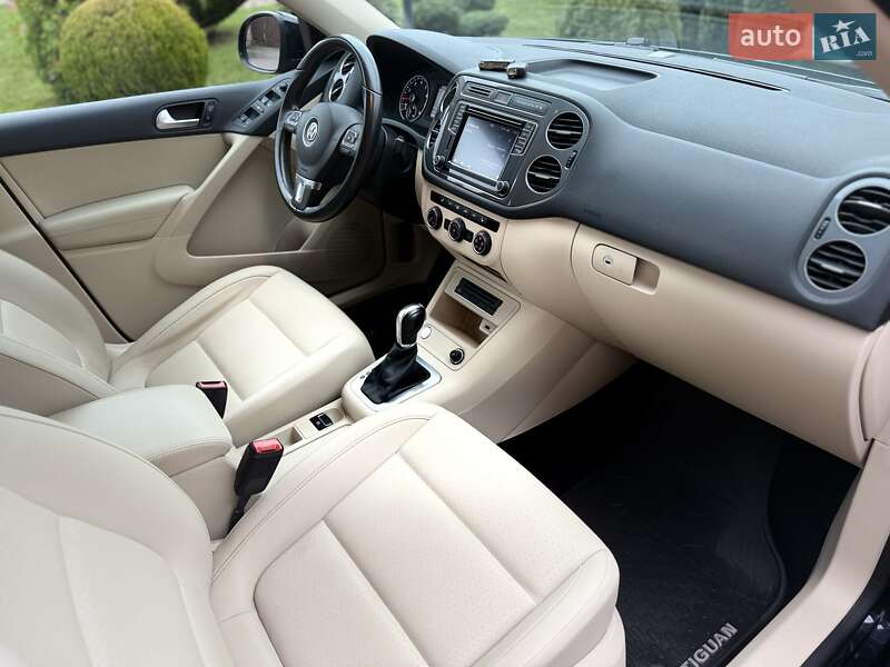 Внедорожник / Кроссовер Volkswagen Tiguan 2017 в Стрые