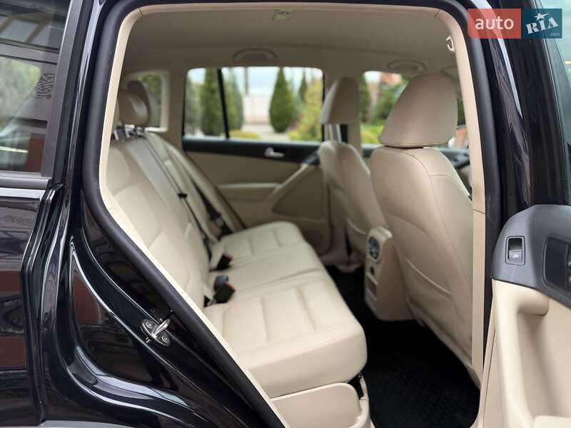 Внедорожник / Кроссовер Volkswagen Tiguan 2017 в Стрые