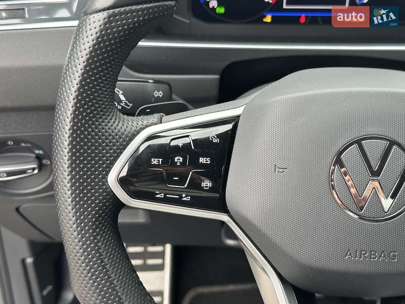 Позашляховик / Кросовер Volkswagen Tiguan 2023 в Києві