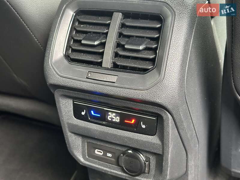 Позашляховик / Кросовер Volkswagen Tiguan 2023 в Києві