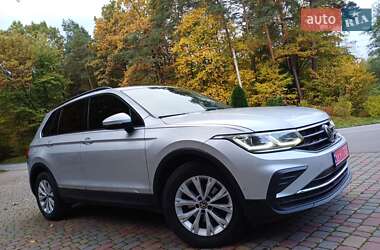 Позашляховик / Кросовер Volkswagen Tiguan 2022 в  фото 9 Позашляховик / Кросовер Volkswagen Tiguan 2022 в
