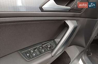Позашляховик / Кросовер Volkswagen Tiguan 2022 в  фото 56 Позашляховик / Кросовер Volkswagen Tiguan 2022 в