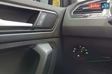 Позашляховик / Кросовер Volkswagen Tiguan 2022 в  фото 79 Позашляховик / Кросовер Volkswagen Tiguan 2022 в