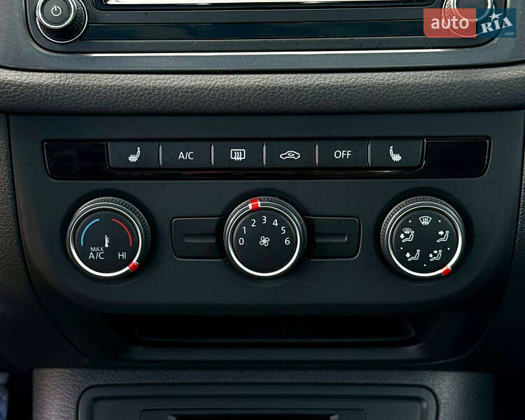 Позашляховик / Кросовер Volkswagen Tiguan 2016 в Києві