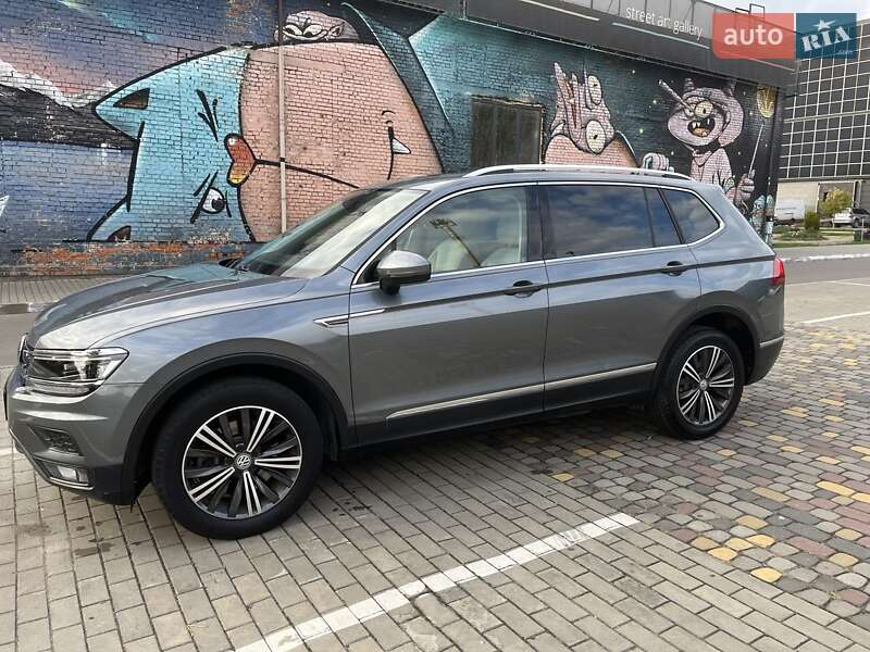 Внедорожник / Кроссовер Volkswagen Tiguan 2018 в Луцке фото 61 Внедорожник / Кроссовер Volkswagen Tiguan 2018 в Луцке