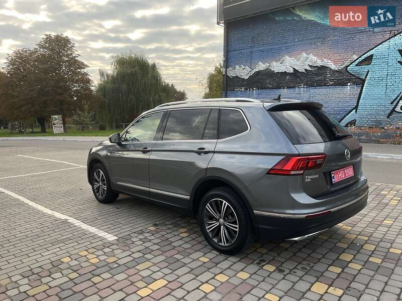 Внедорожник / Кроссовер Volkswagen Tiguan 2018 в Луцке фото 64 Внедорожник / Кроссовер Volkswagen Tiguan 2018 в Луцке