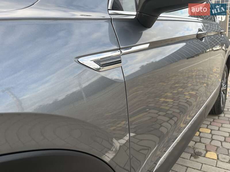 Внедорожник / Кроссовер Volkswagen Tiguan 2018 в Луцке фото 80 Внедорожник / Кроссовер Volkswagen Tiguan 2018 в Луцке