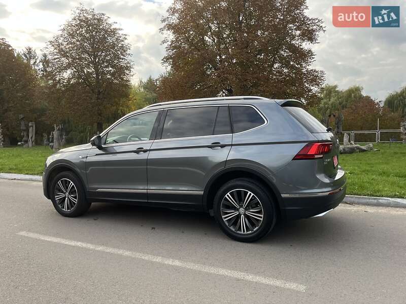 Внедорожник / Кроссовер Volkswagen Tiguan 2018 в Луцке фото 122 Внедорожник / Кроссовер Volkswagen Tiguan 2018 в Луцке