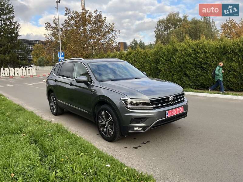 Внедорожник / Кроссовер Volkswagen Tiguan 2018 в Луцке фото 136 Внедорожник / Кроссовер Volkswagen Tiguan 2018 в Луцке