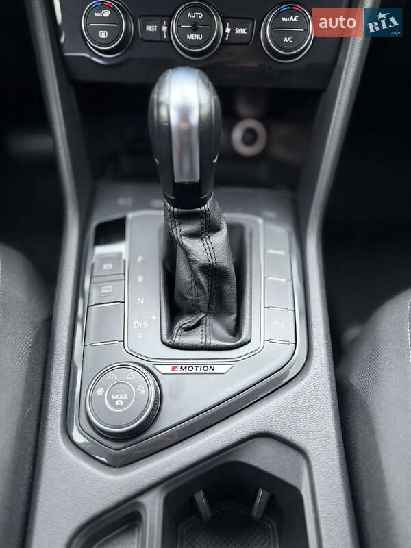 Внедорожник / Кроссовер Volkswagen Tiguan 2020 в Николаеве