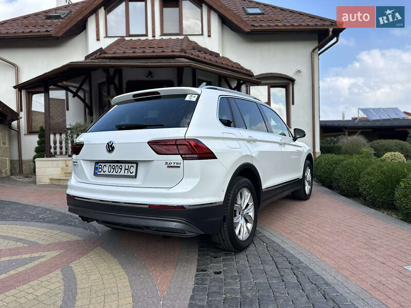 Внедорожник / Кроссовер Volkswagen Tiguan 2017 в Львове