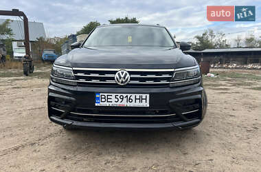 Внедорожник / Кроссовер Volkswagen Tiguan 2019 в Николаеве