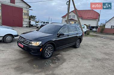 Внедорожник / Кроссовер Volkswagen Tiguan 2019 в Одессе