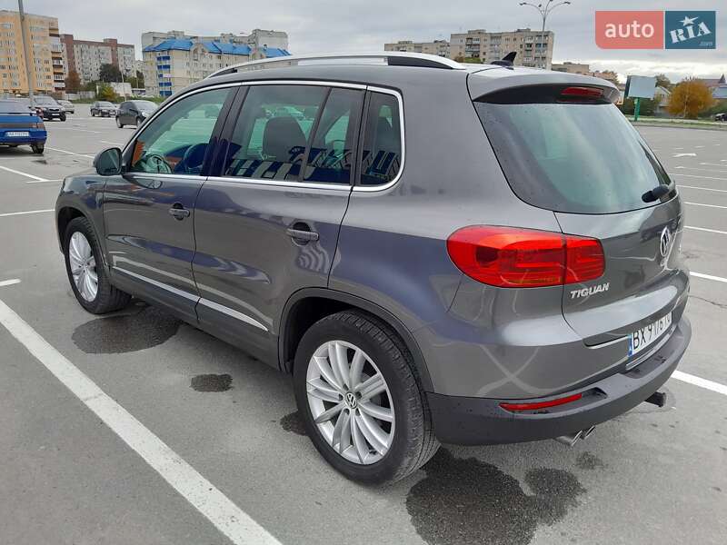 Позашляховик / Кросовер Volkswagen Tiguan 2012 в Кам'янець-Подільському