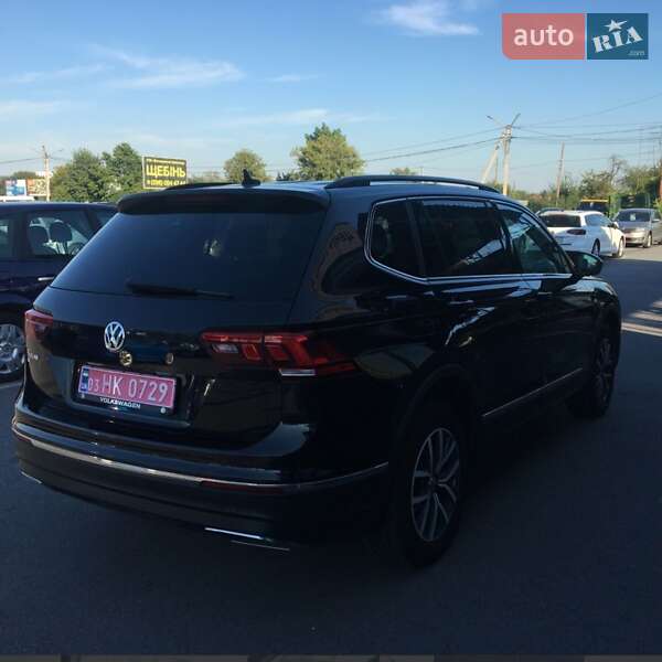 Внедорожник / Кроссовер Volkswagen Tiguan 2019 в Житомире