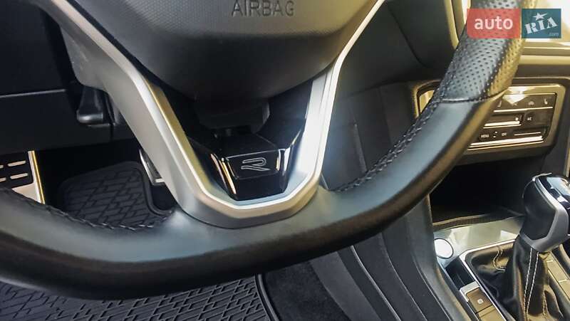 Внедорожник / Кроссовер Volkswagen Tiguan 2023 в Днепре