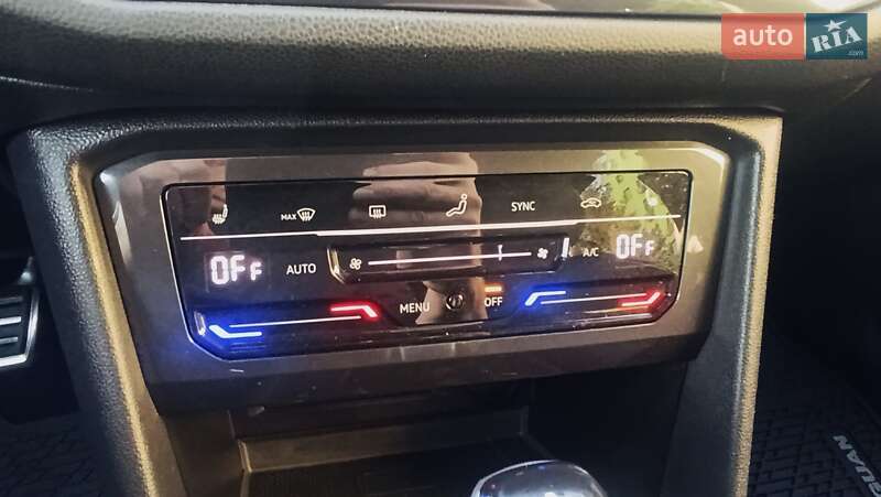 Внедорожник / Кроссовер Volkswagen Tiguan 2023 в Днепре