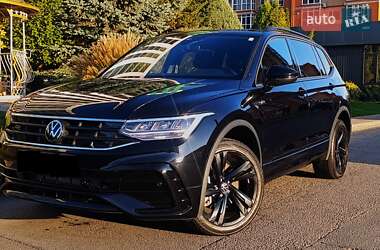 Внедорожник / Кроссовер Volkswagen Tiguan 2023 в Днепре