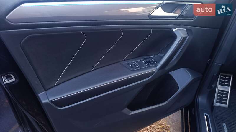 Внедорожник / Кроссовер Volkswagen Tiguan 2023 в Днепре