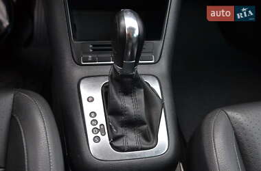 Внедорожник / Кроссовер Volkswagen Tiguan 2012 в 