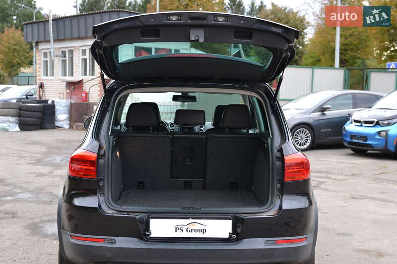 Внедорожник / Кроссовер Volkswagen Tiguan 2012 в Луцке