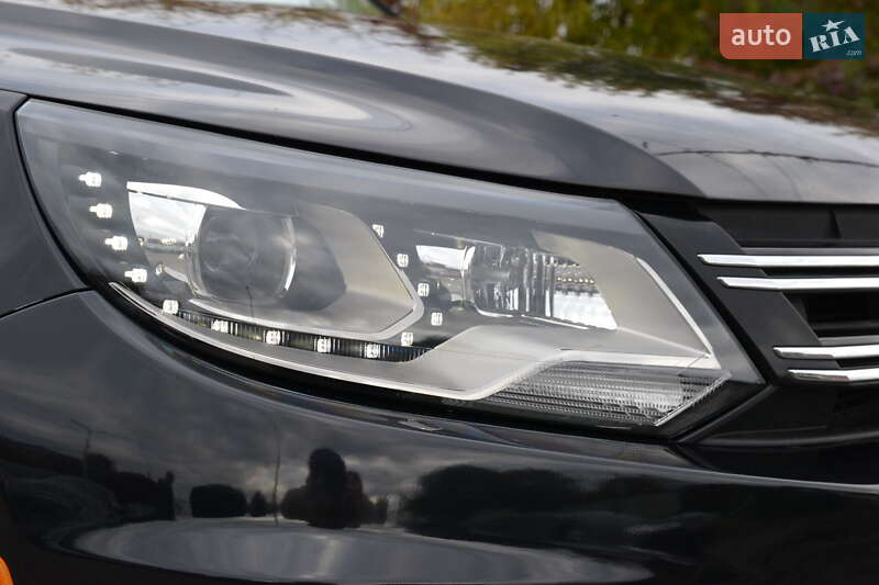 Внедорожник / Кроссовер Volkswagen Tiguan 2012 в Луцке